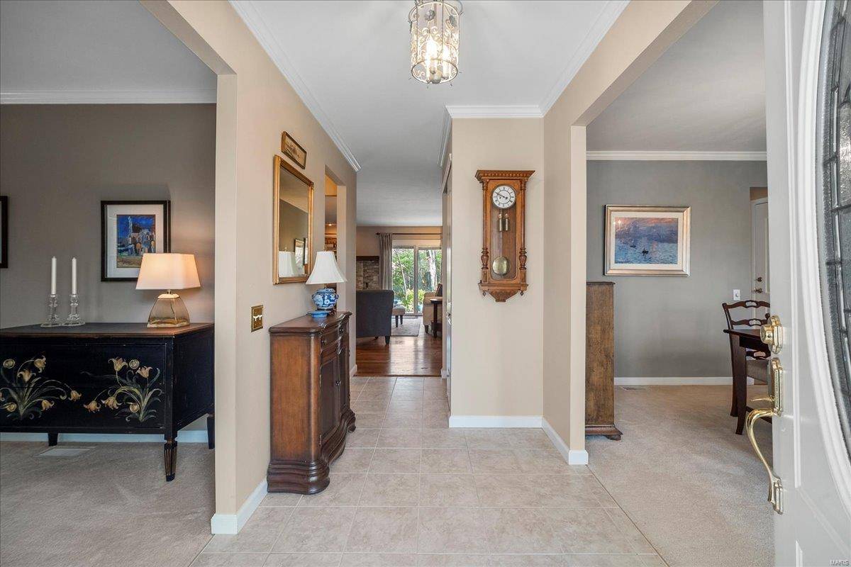 Manchester, MO 63011,207 Morewood DR