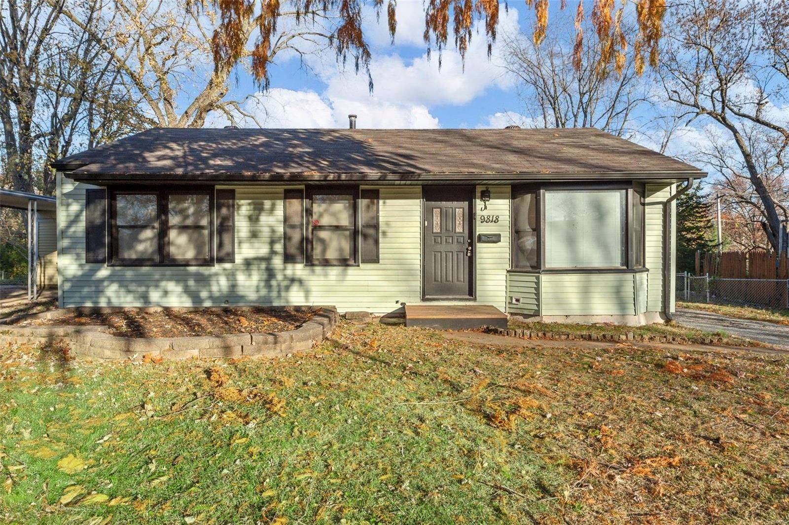 St Louis, MO 63136,9818 Eastdell DR
