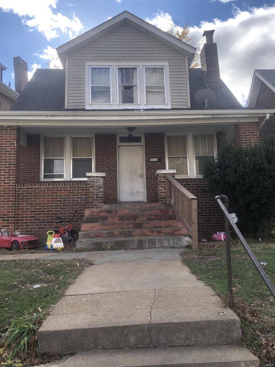 St Louis, MO 63113,4566 Lewis PL