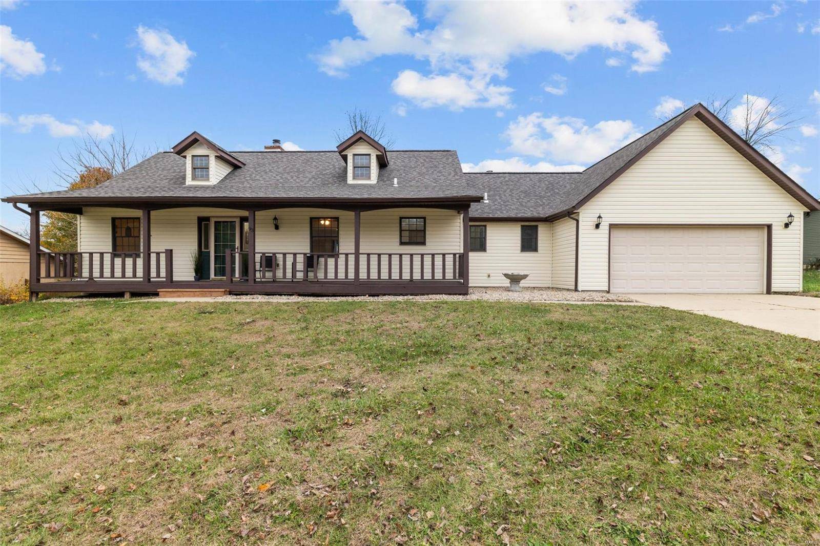 Collinsville, IL 62234,93 Fox Run RD