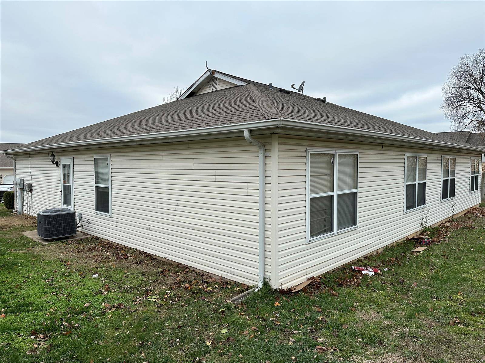 Union, MO 63084,102 Brook DR