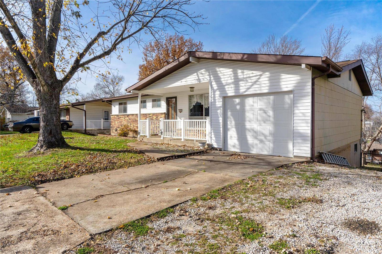 Arnold, MO 63010,1249 Moonlight DR