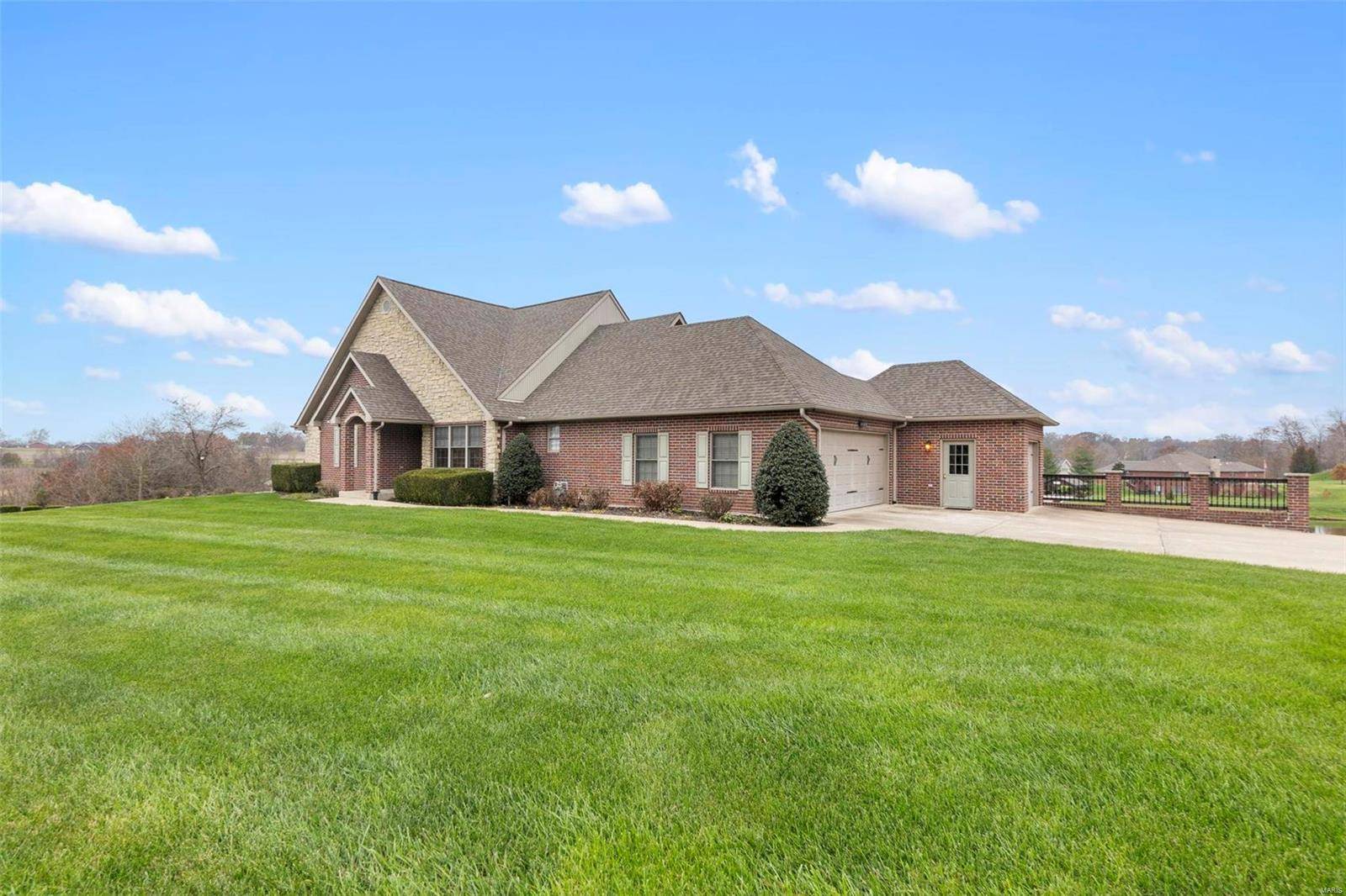 Cape Girardeau, MO 63701,141 Darby CIR