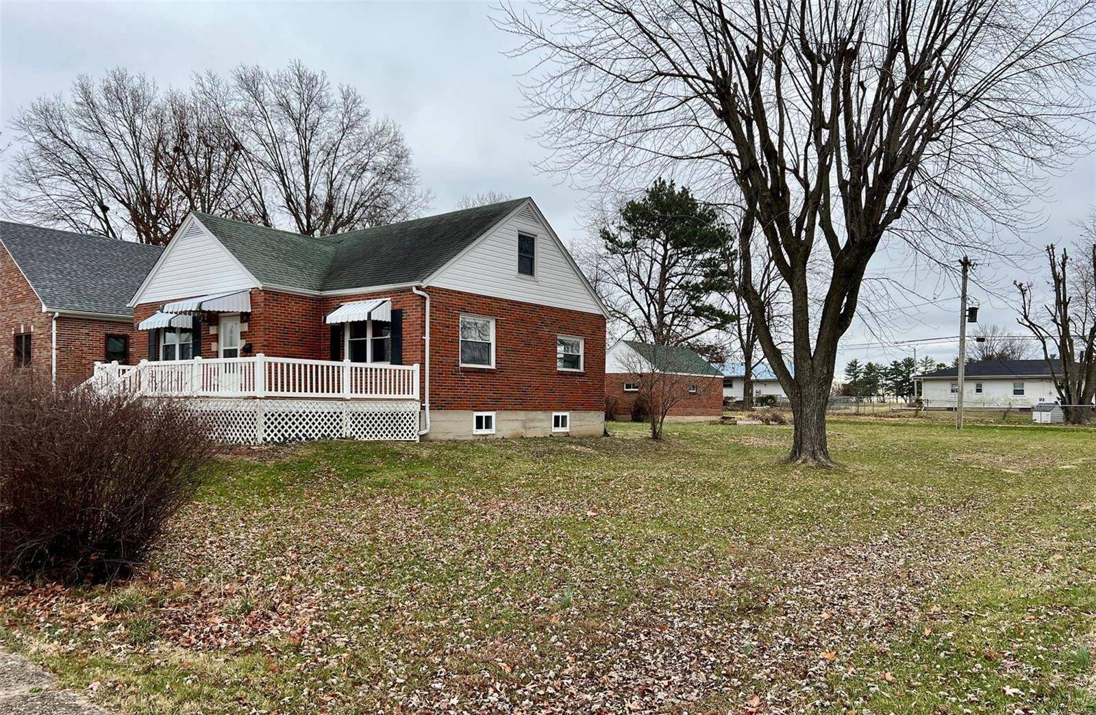 Owensville, MO 65066,410 E Jefferson