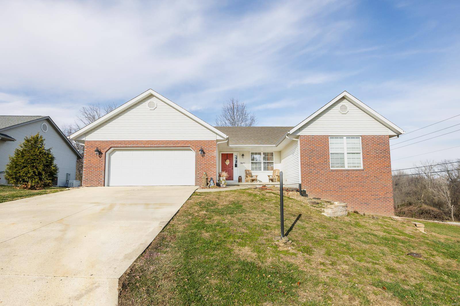 Alton, IL 62002,2643 Dennis DR