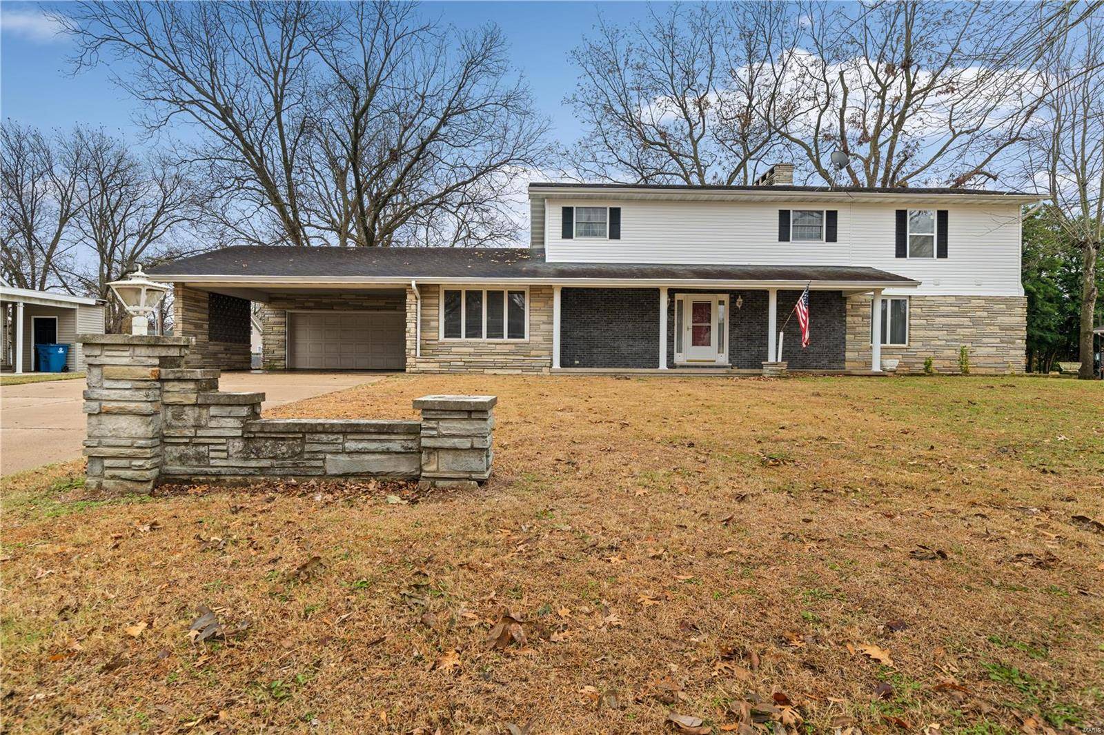 Chaffee, MO 63740,614 Hubbard DR