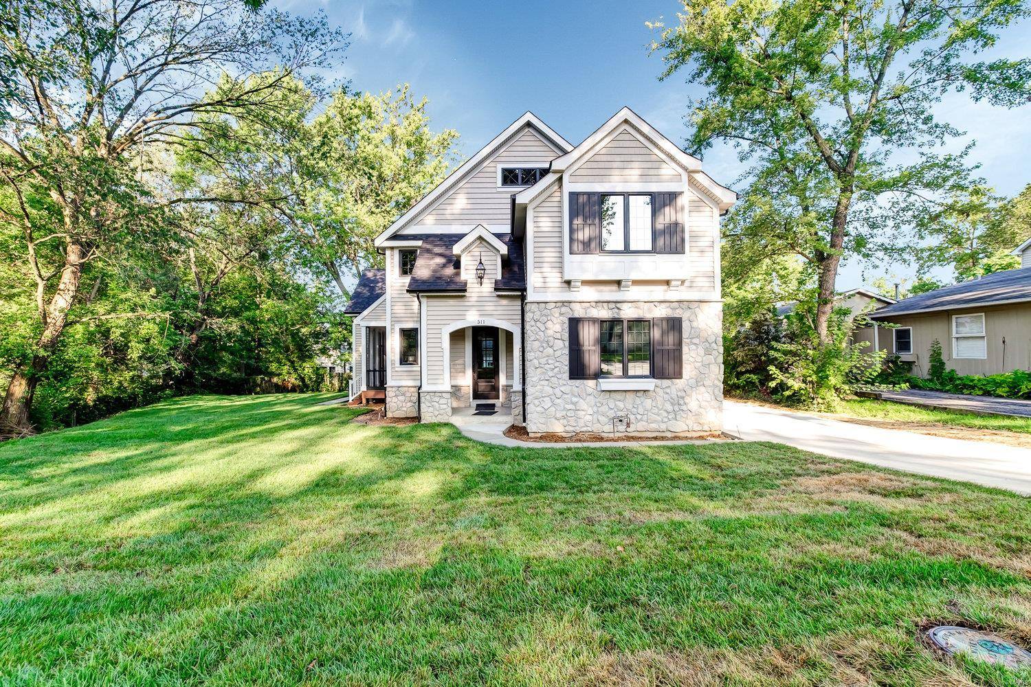 Kirkwood, MO 63122,628 Knierim PL