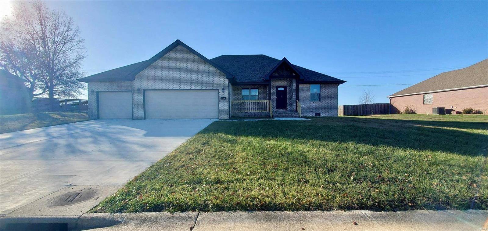 Lebanon, MO 65536,2210 Cherry Blossom CIR