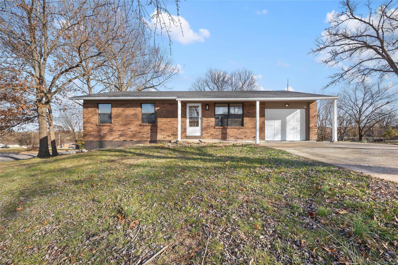 De Soto, MO 63020,1519 N 6th ST