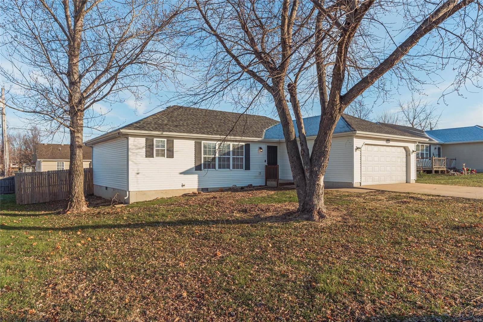 Lebanon, MO 65536,1129 Tyler DR