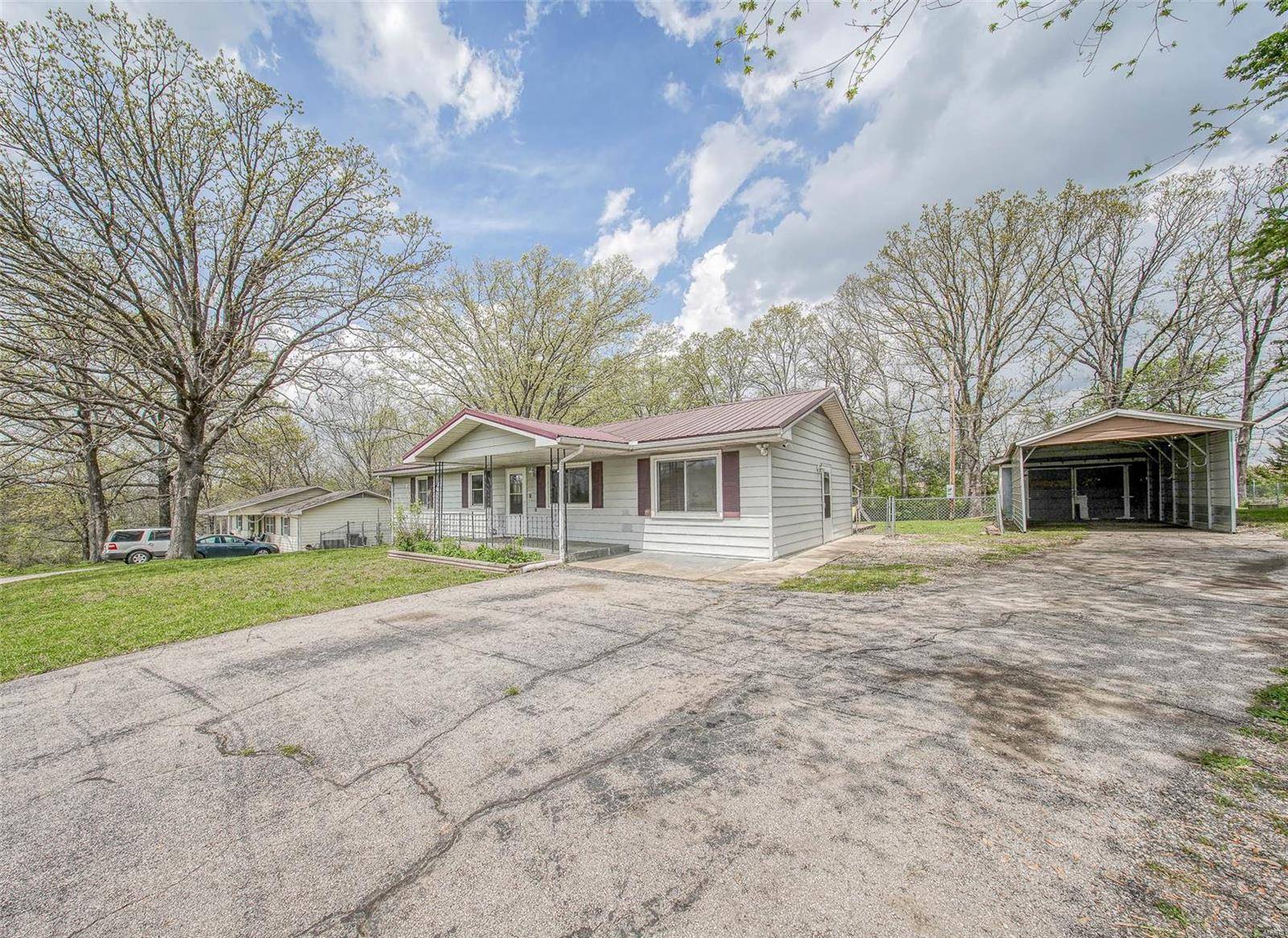 Newburg, MO 65550,16945 Lakewood DR