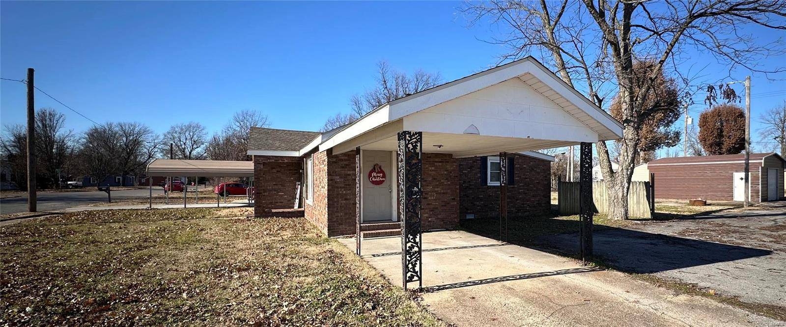 Sikeston, MO 63801,328 Helen ST