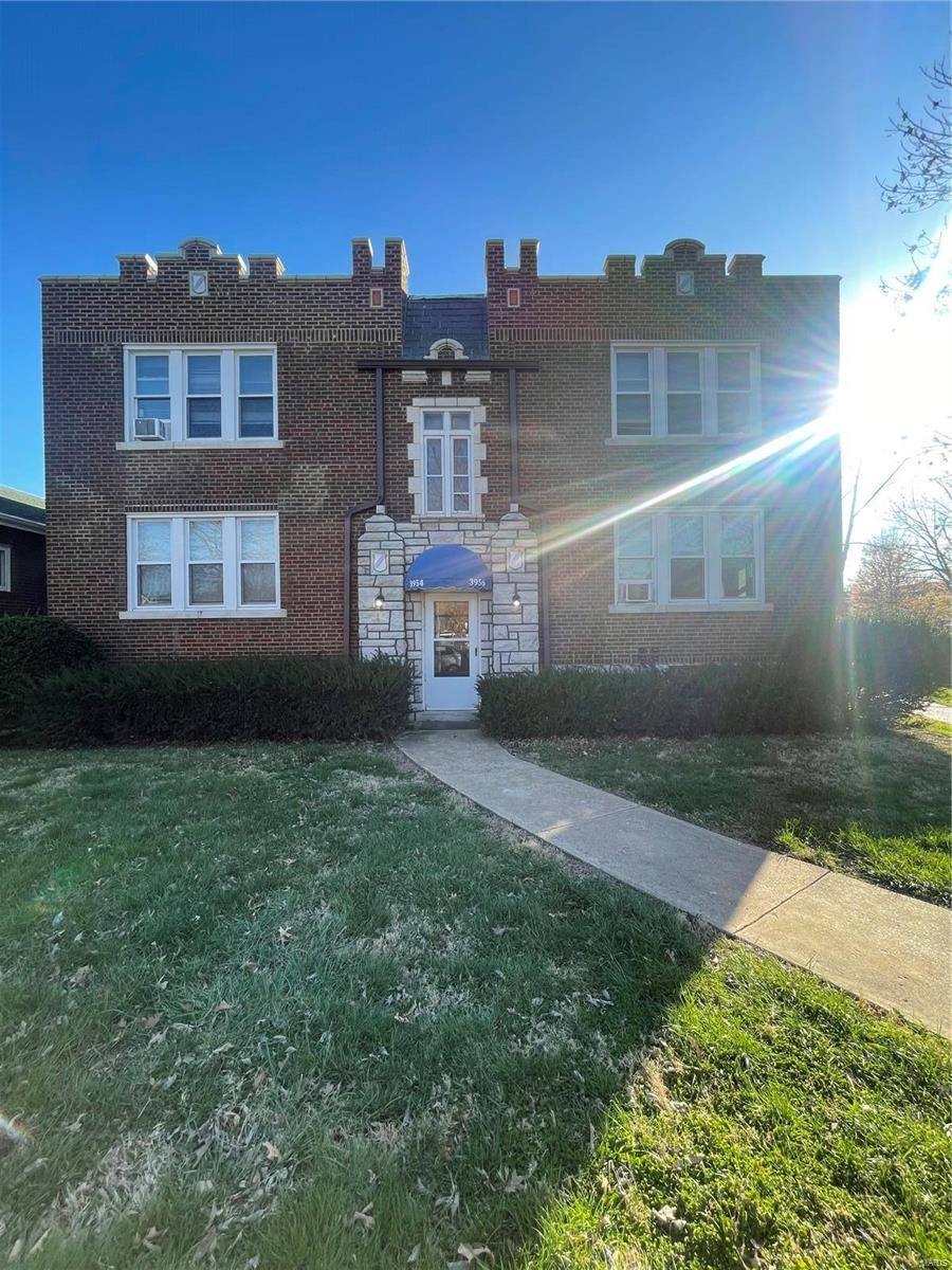 St Louis, MO 63116,3954 Dover #2E PL