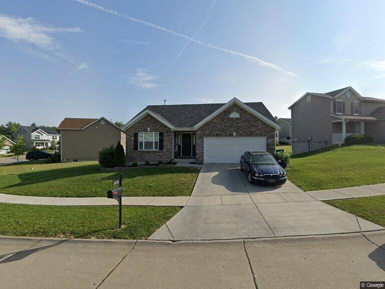 St Louis, MO 63136,2462 Harbor Landings CIR