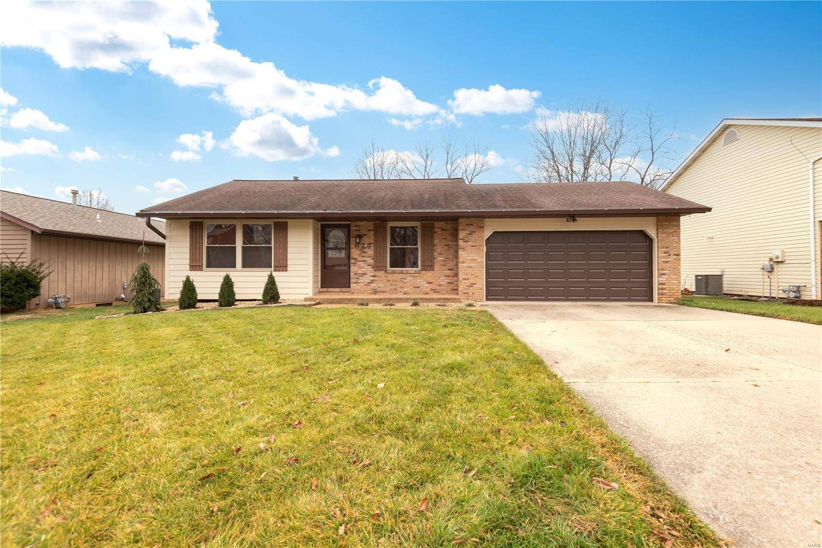 Collinsville, IL 62234,674 Oak TRL