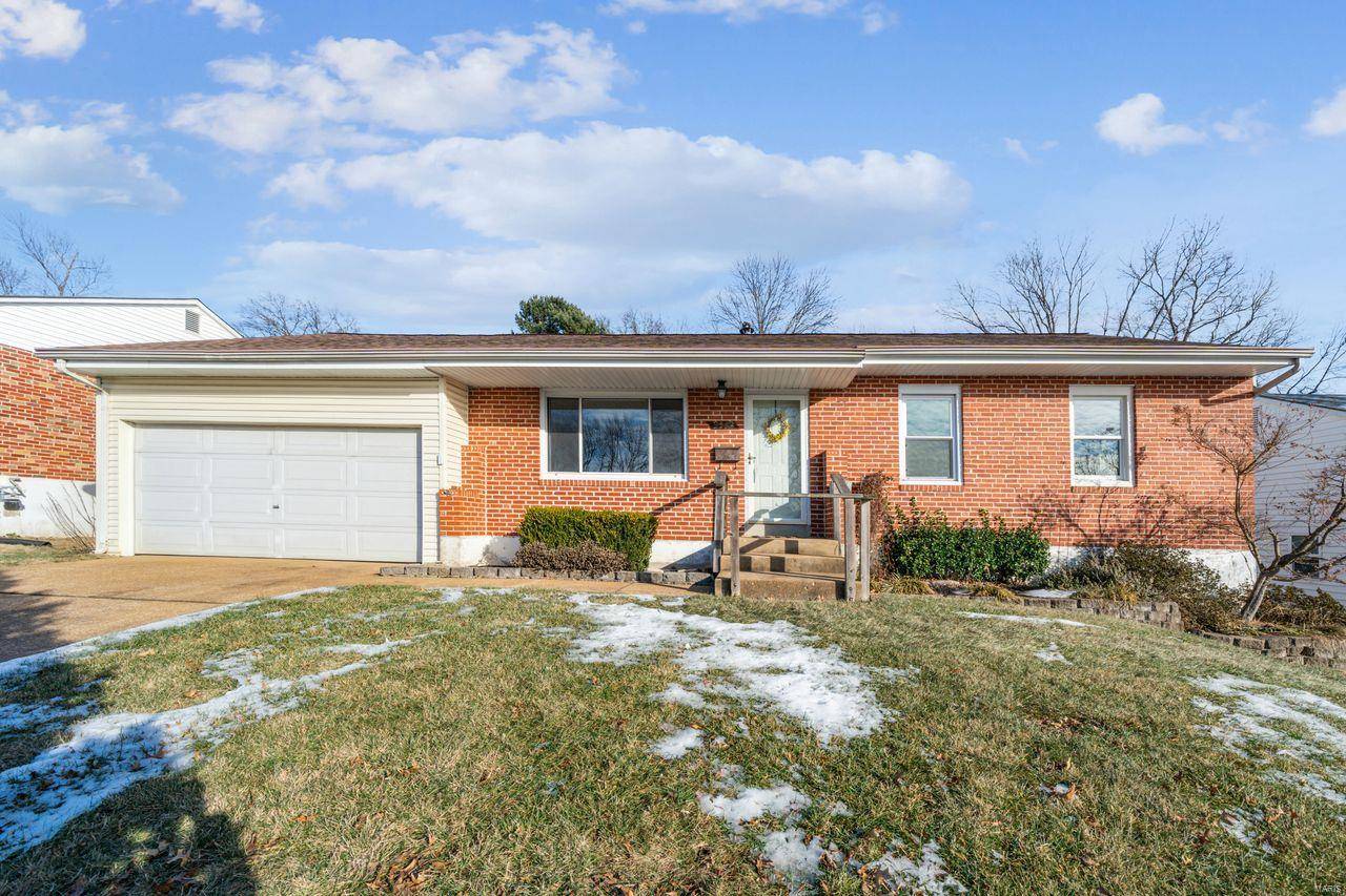 St Louis, MO 63123,9542 Tiber DR