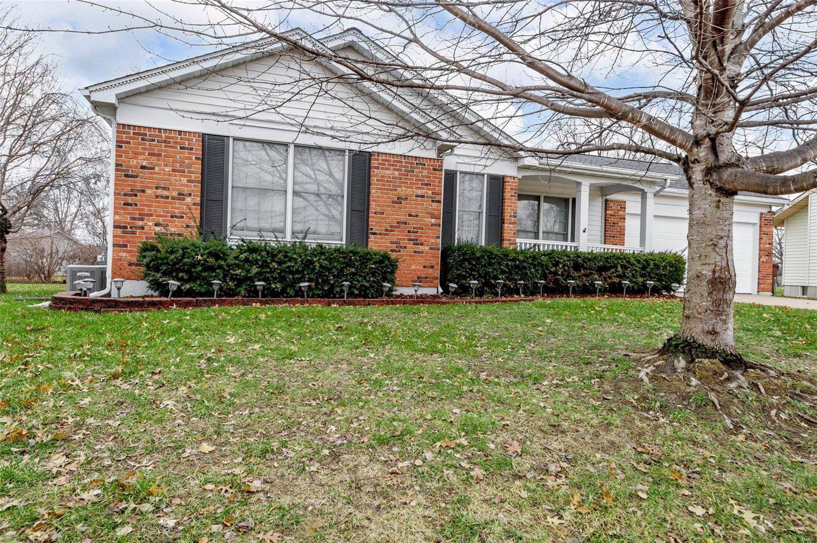 St Peters, MO 63376,508 Summerwood CT