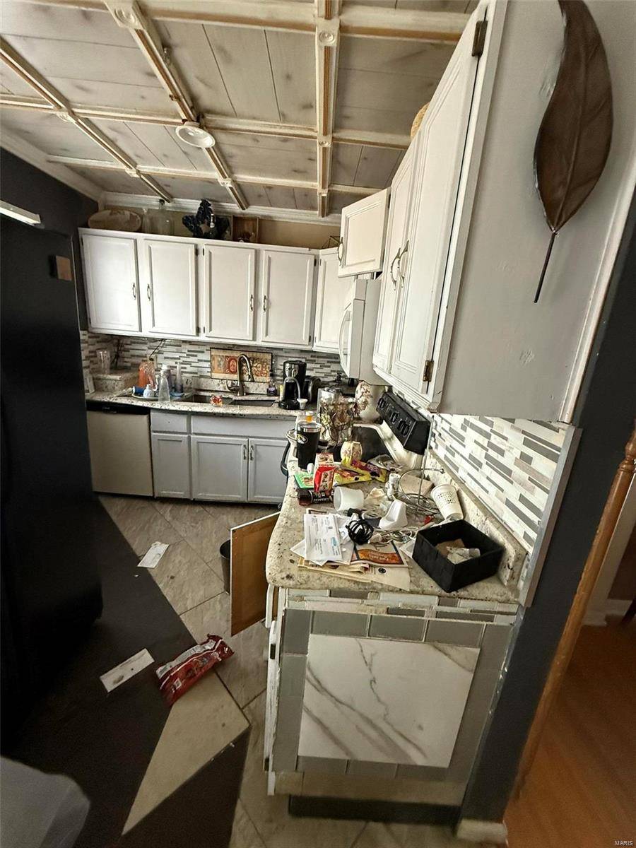 St Louis, MO 63135,261 Barto DR