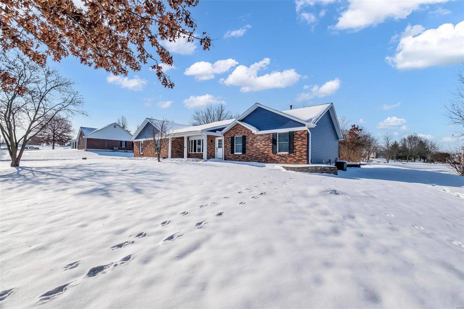 Troy, MO 63379,119 Bluffview DR