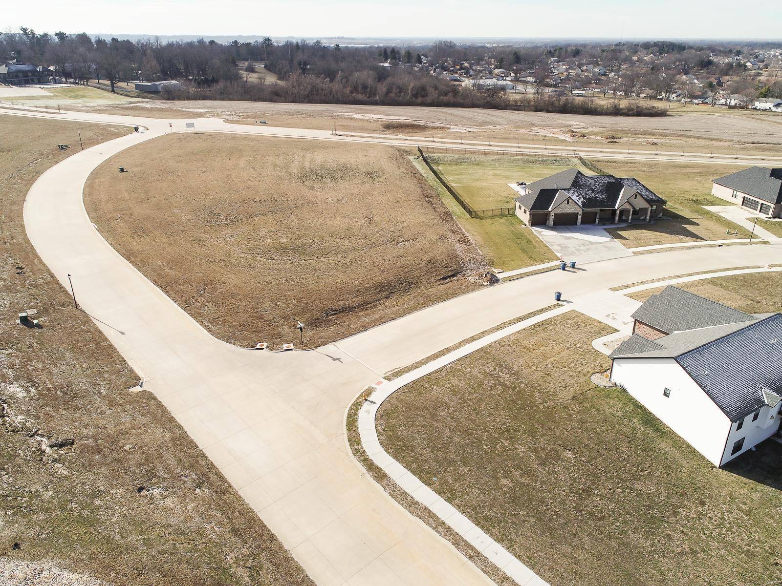 Shiloh, IL 62221,3830 Breezy Hill