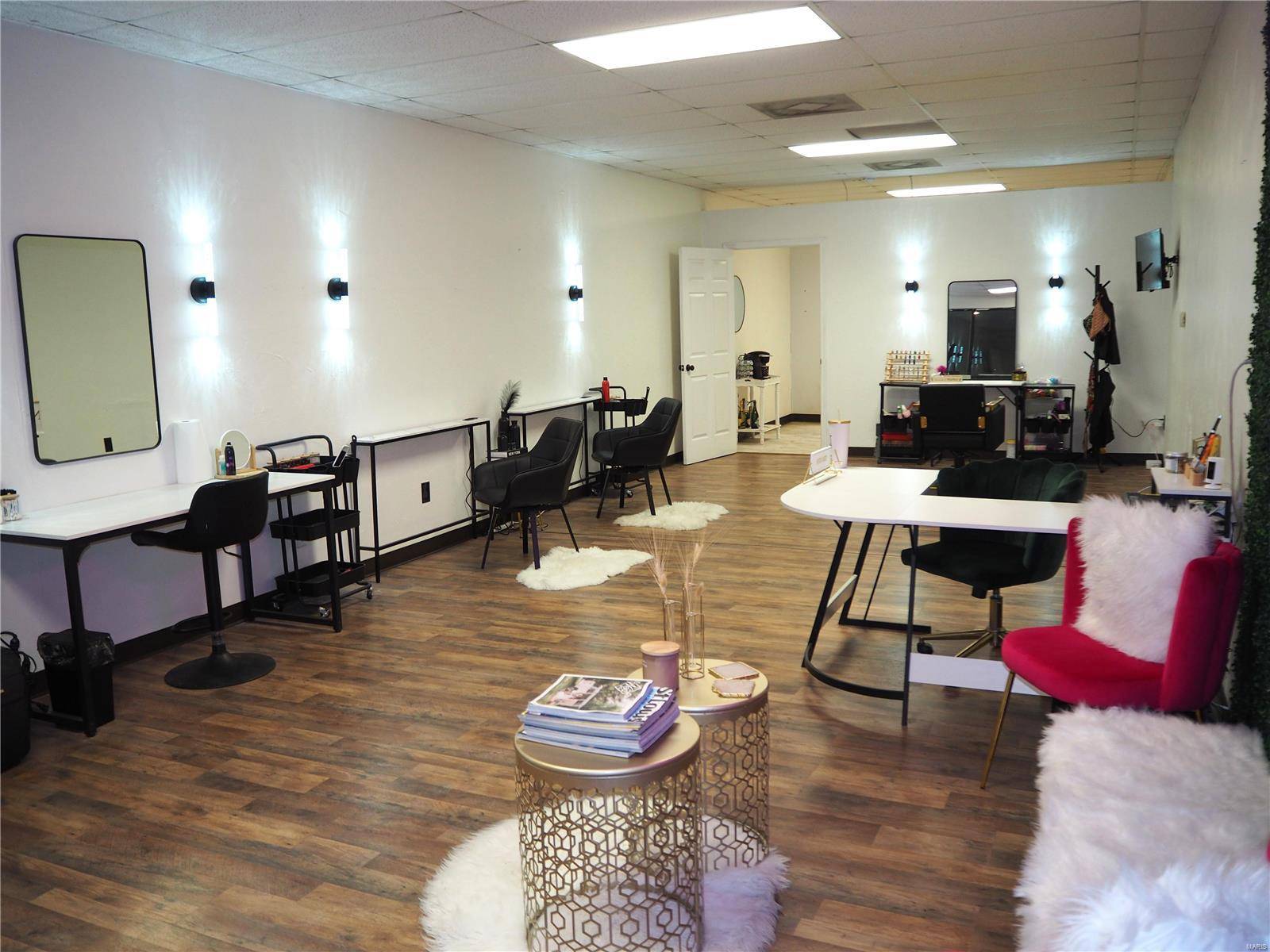 St Peters, MO 63304,4053 N Saint Peters Pkwy #A
