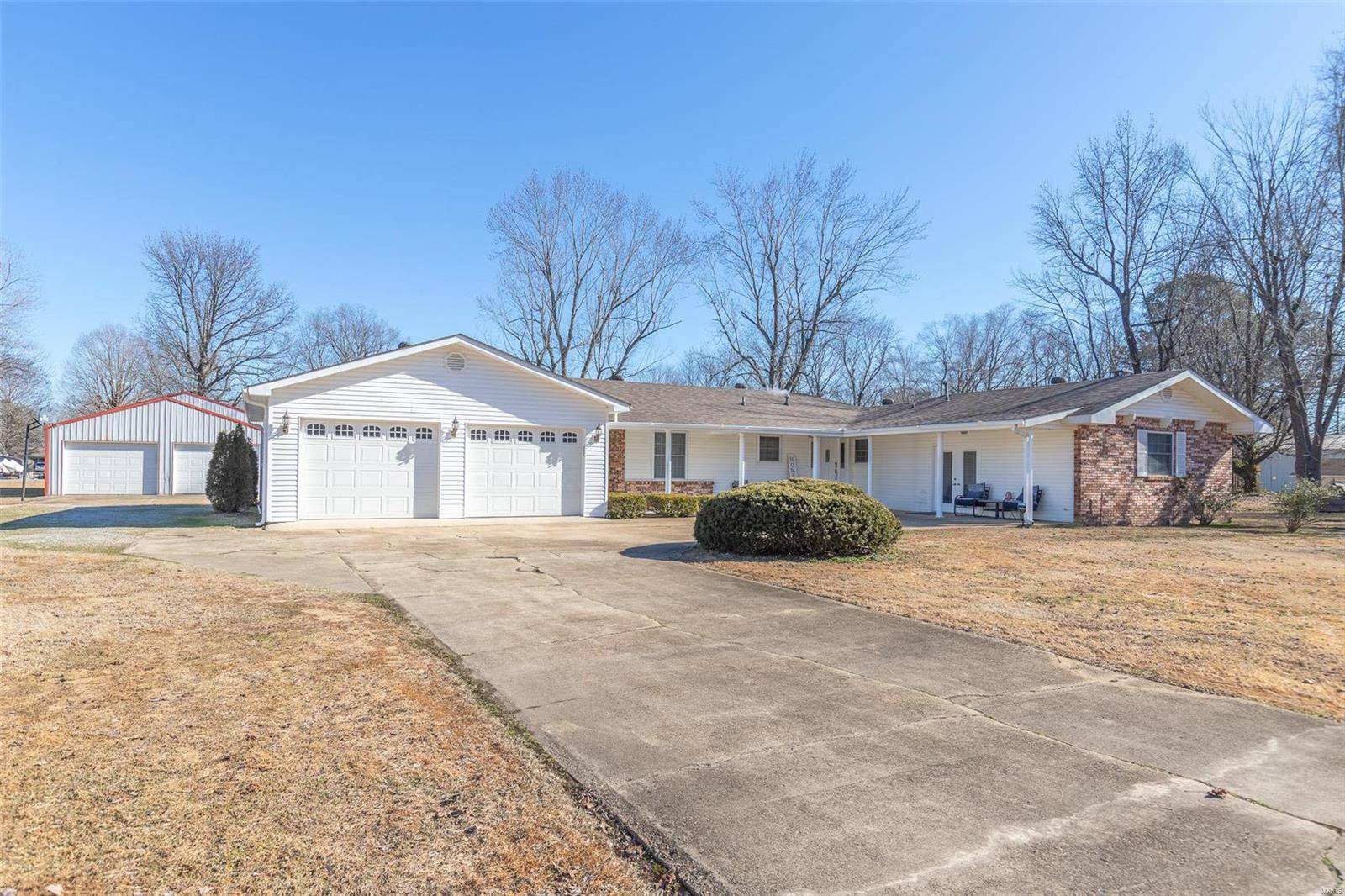 Poplar Bluff, MO 63901,172 Helen Avenue