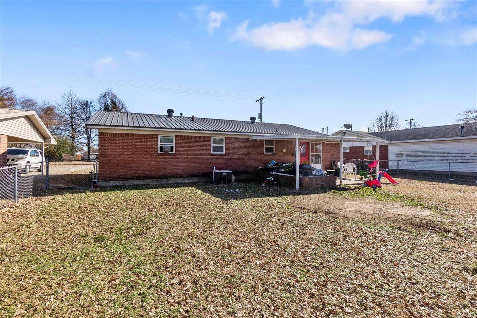 Kennett, MO 63857,717 Michael
