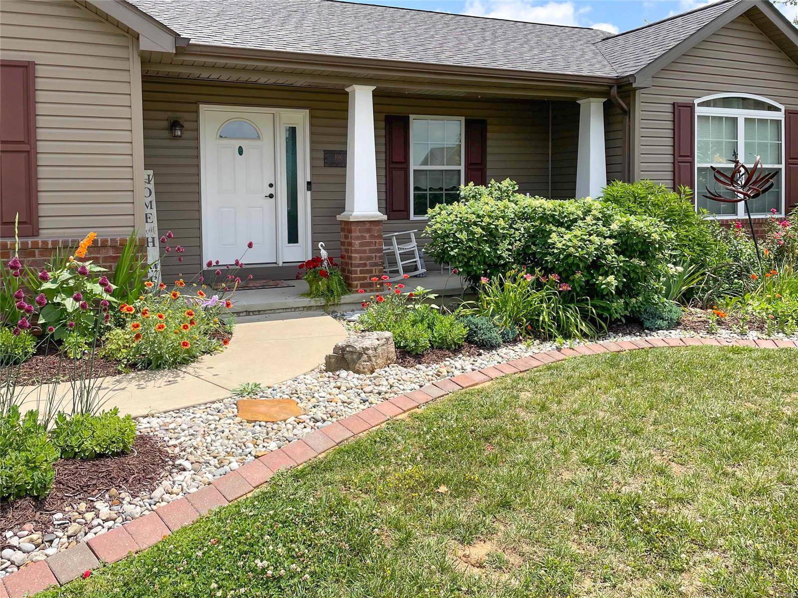 Columbia, IL 62236,106 Juliana CT