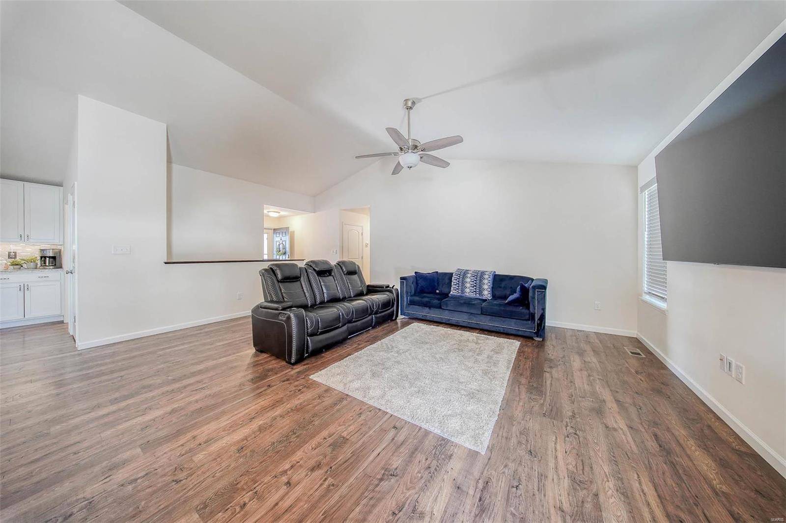 Lake St Louis, MO 63367,804 Hazy Hills DR