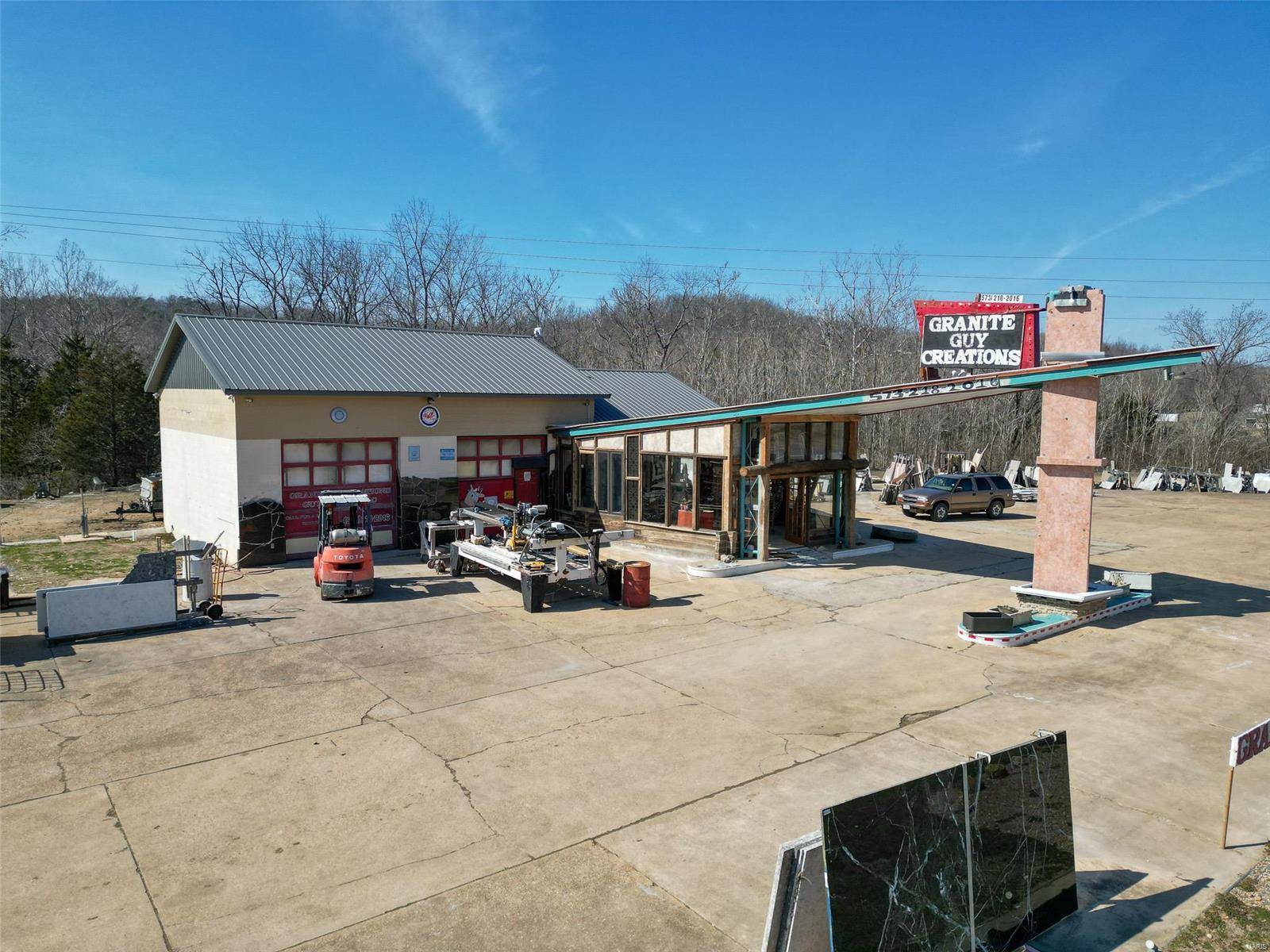 Fredericktown, MO 63645,8680 Hwy 67 S
