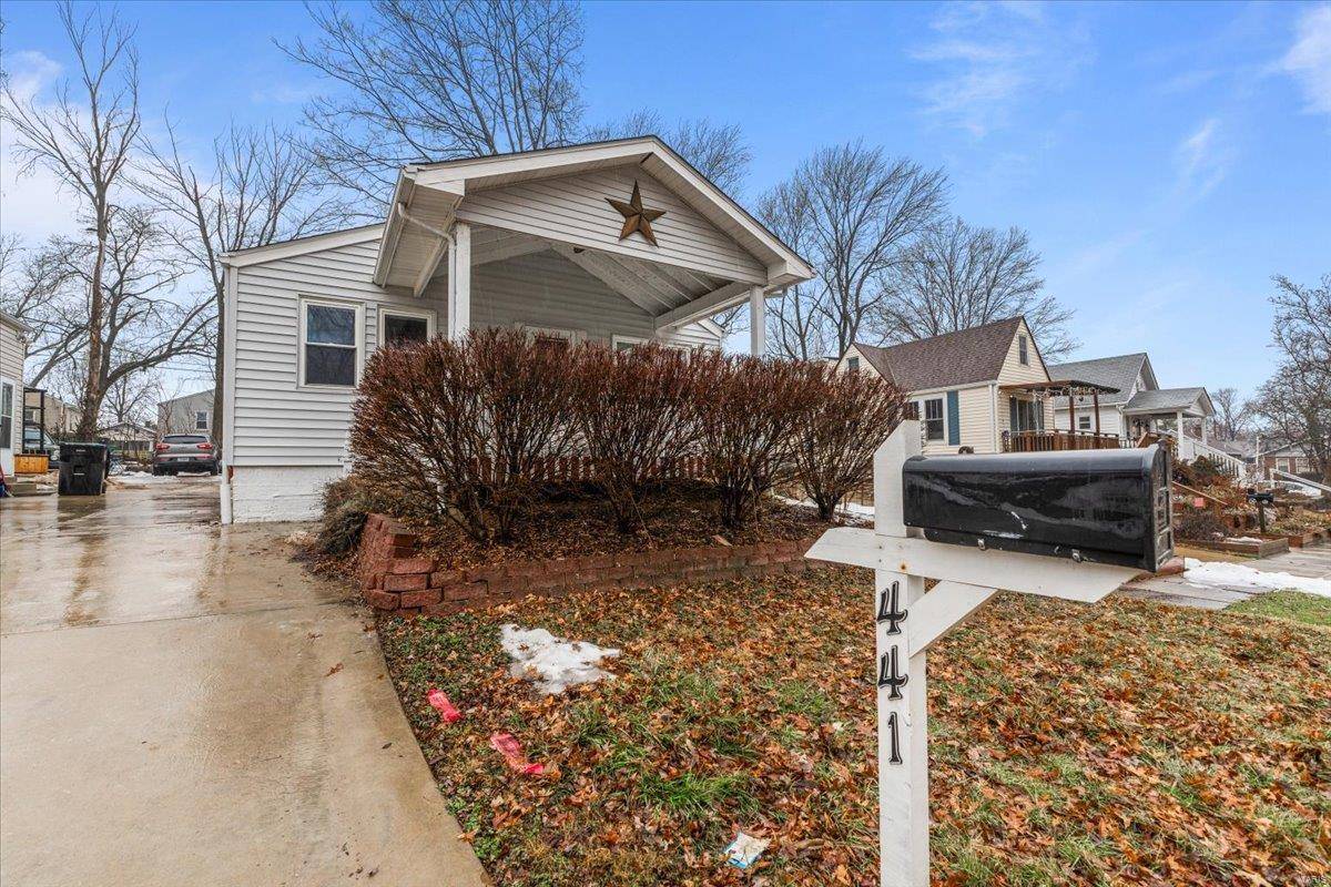 St Louis, MO 63122,441 Erber DR