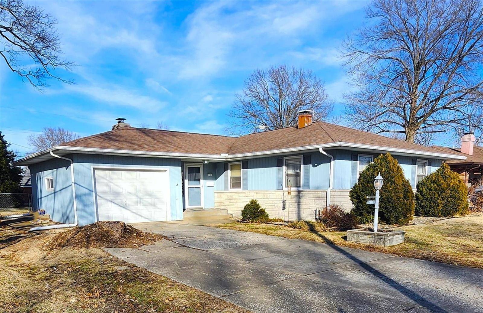 Granite City, IL 62040,1 BERMUDA LN