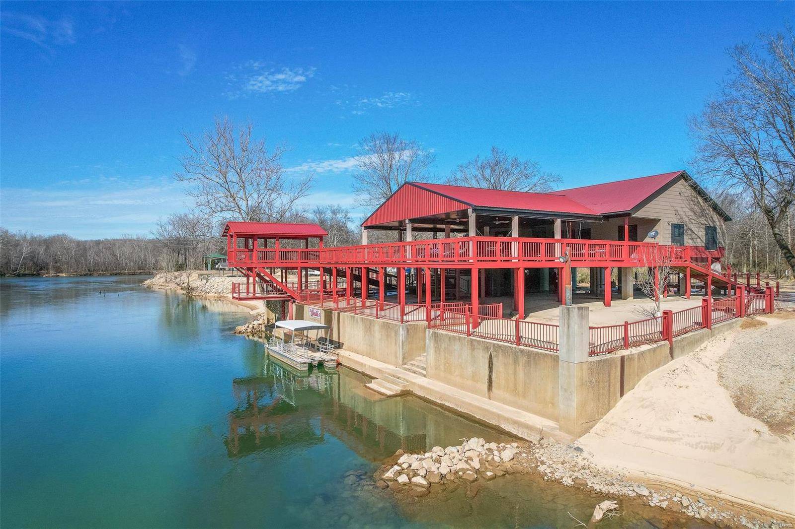 Doniphan, MO 63935,1585 River Valley Road