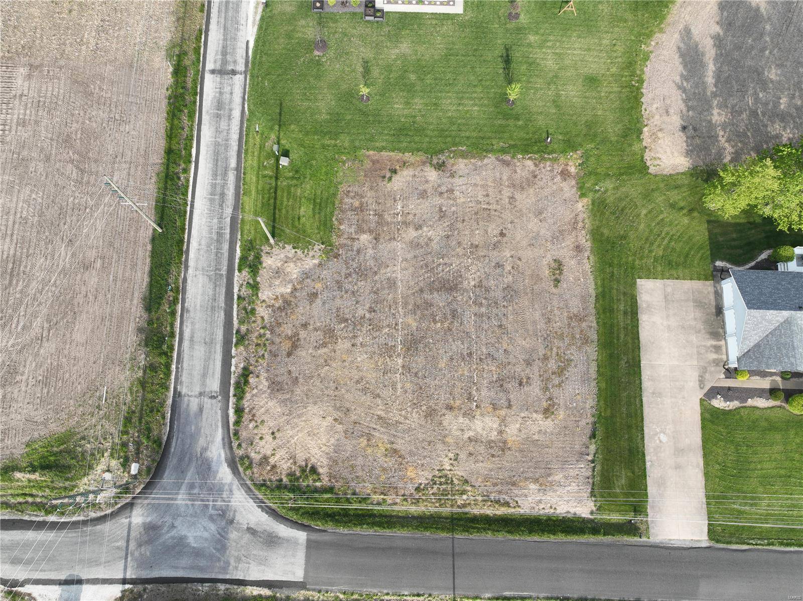Jerseyville, IL 62052,2 W FAIRGROUNDS AVE
