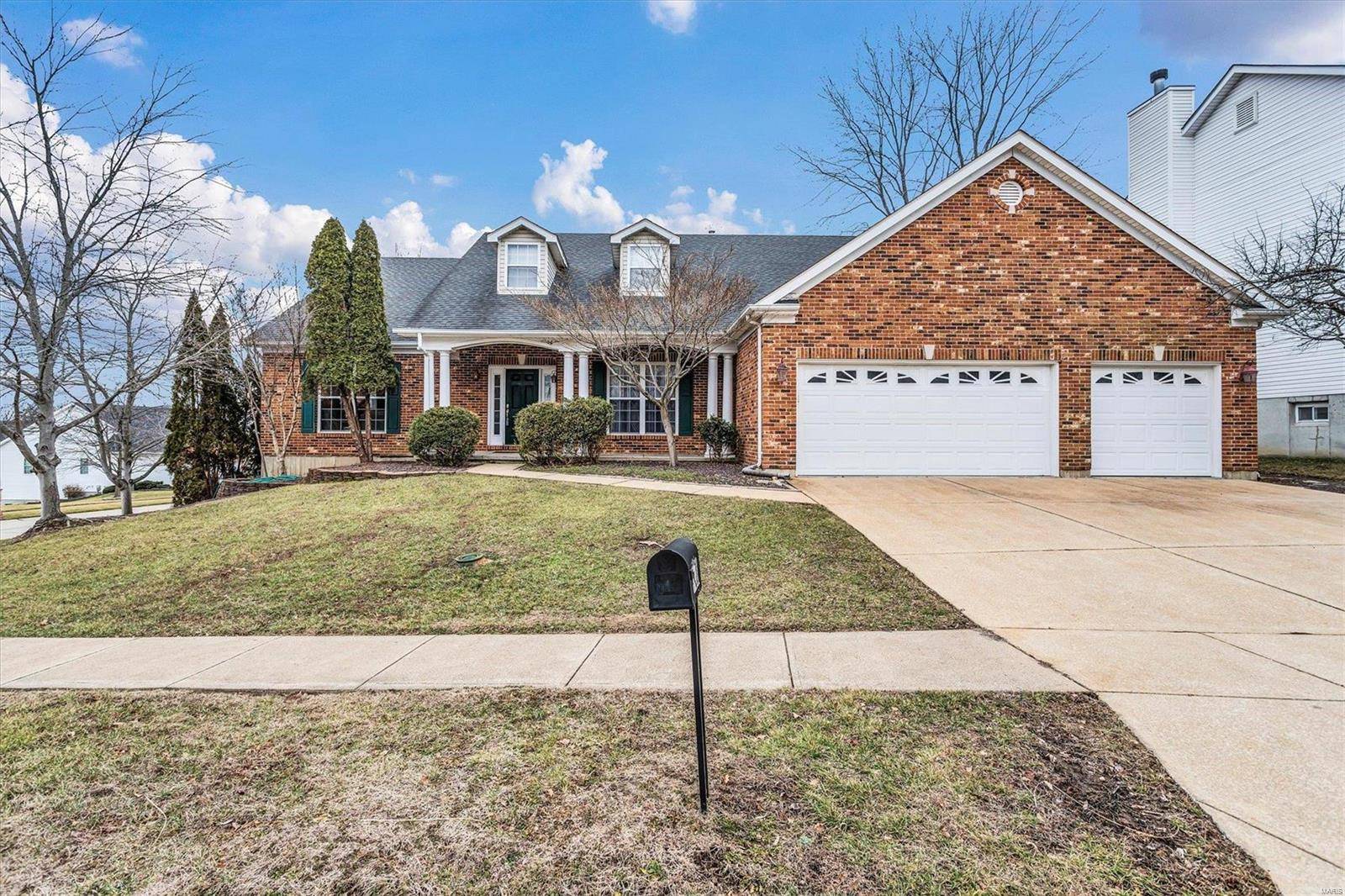 Fenton, MO 63026,500 Ascot Manor CT