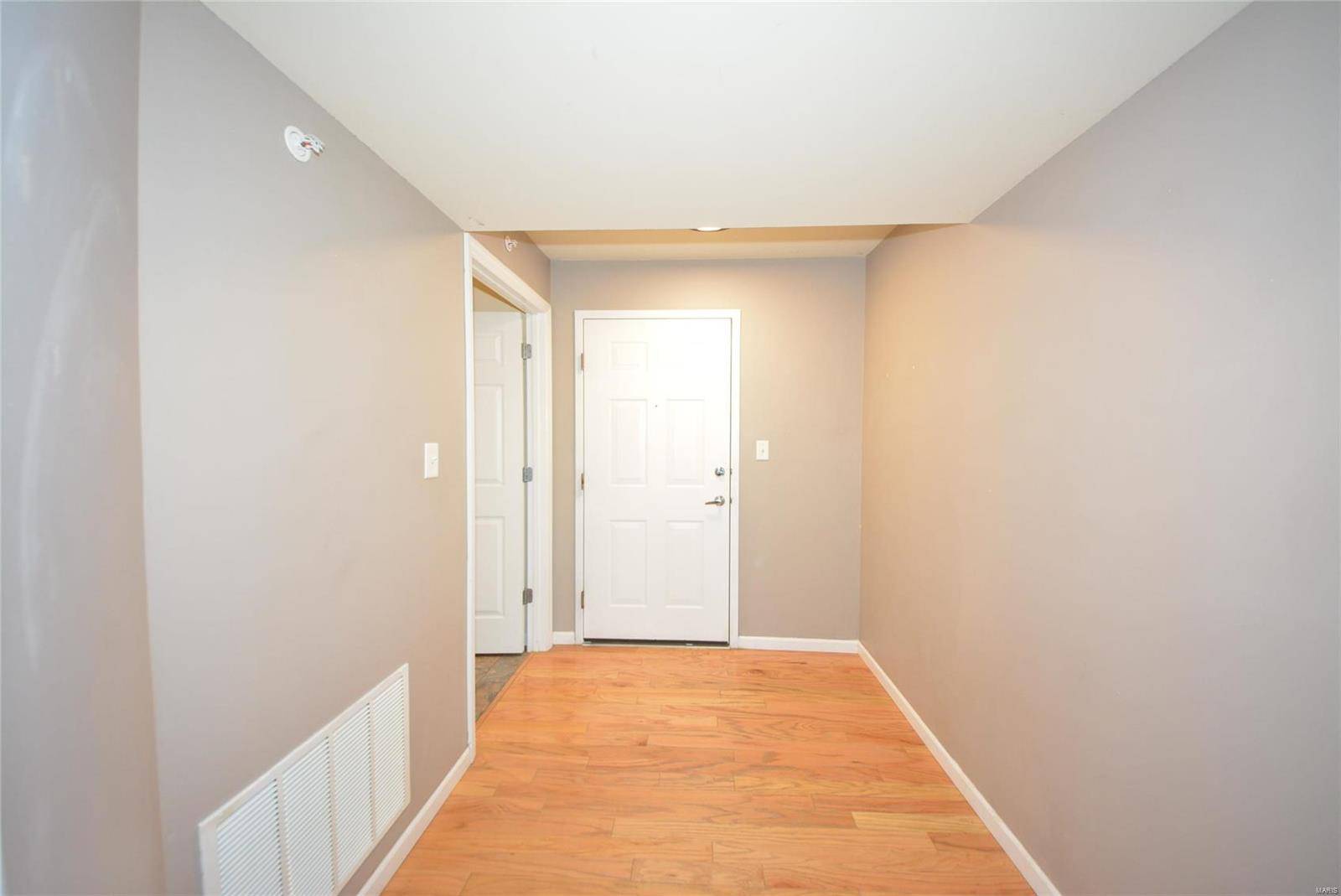 Lake St Louis, MO 63367,5123 Welsh DR
