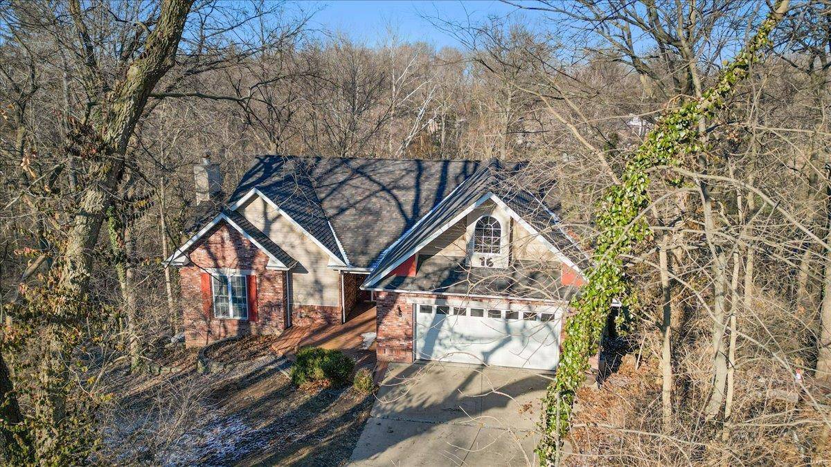 Belleville, IL 62220,16 Forestview CT