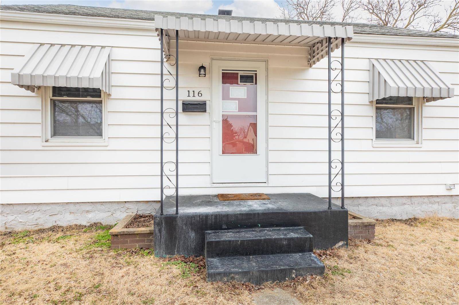 East Alton, IL 62024,116 Haller AVE