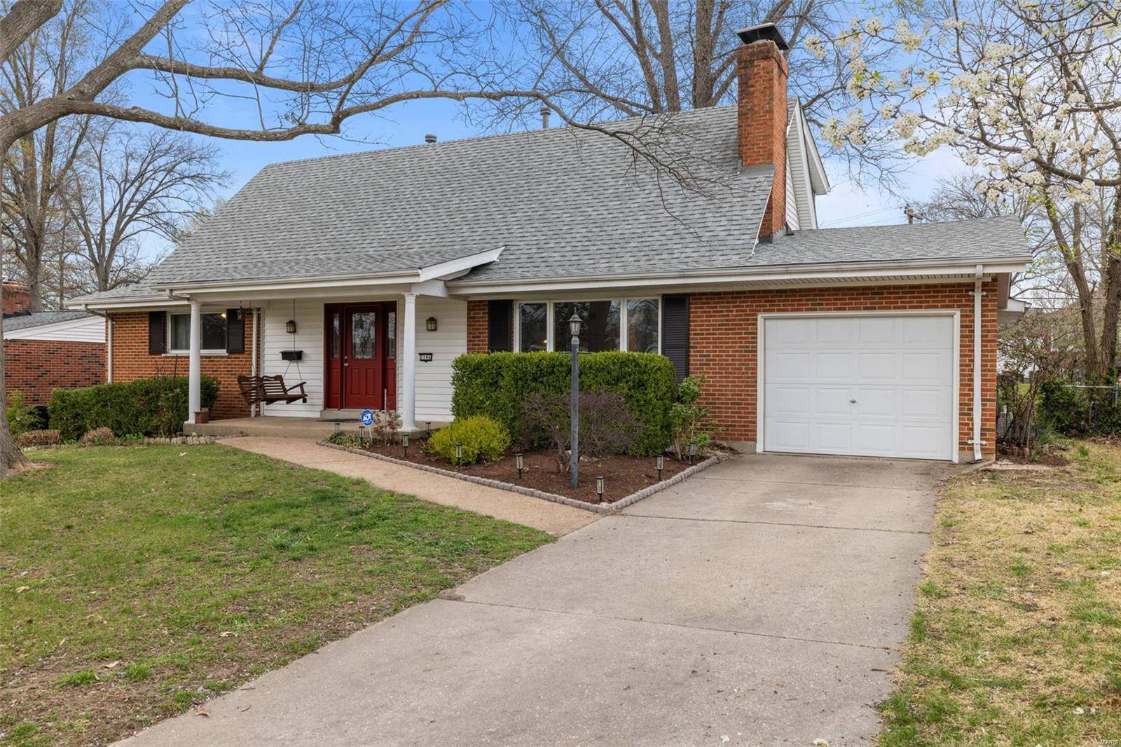 Kirkwood, MO 63122,1196 Laven Del LN