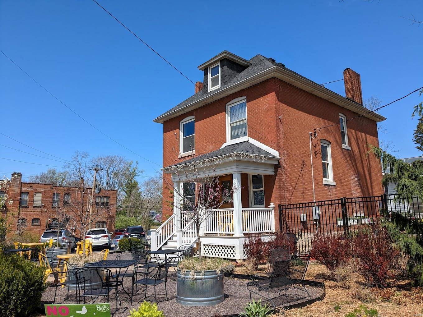 St Louis, MO 63119,803 Marshall AVE