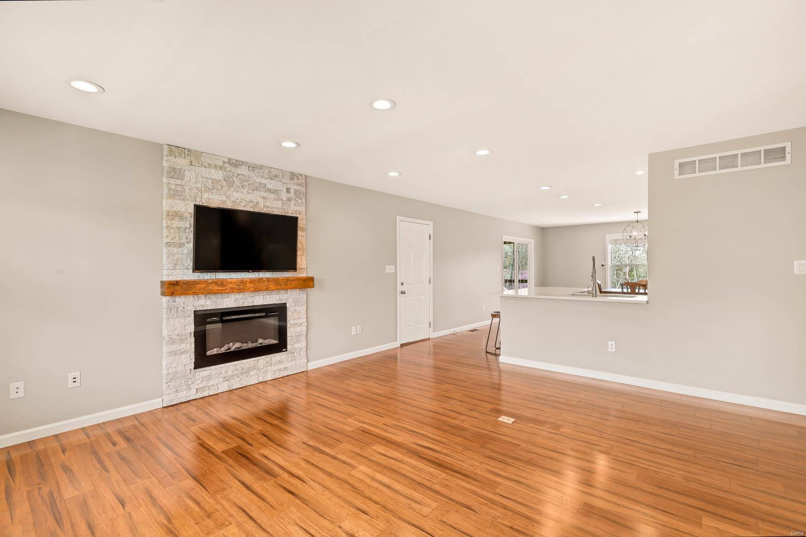 New Haven, MO 63068,705 Douglas ST