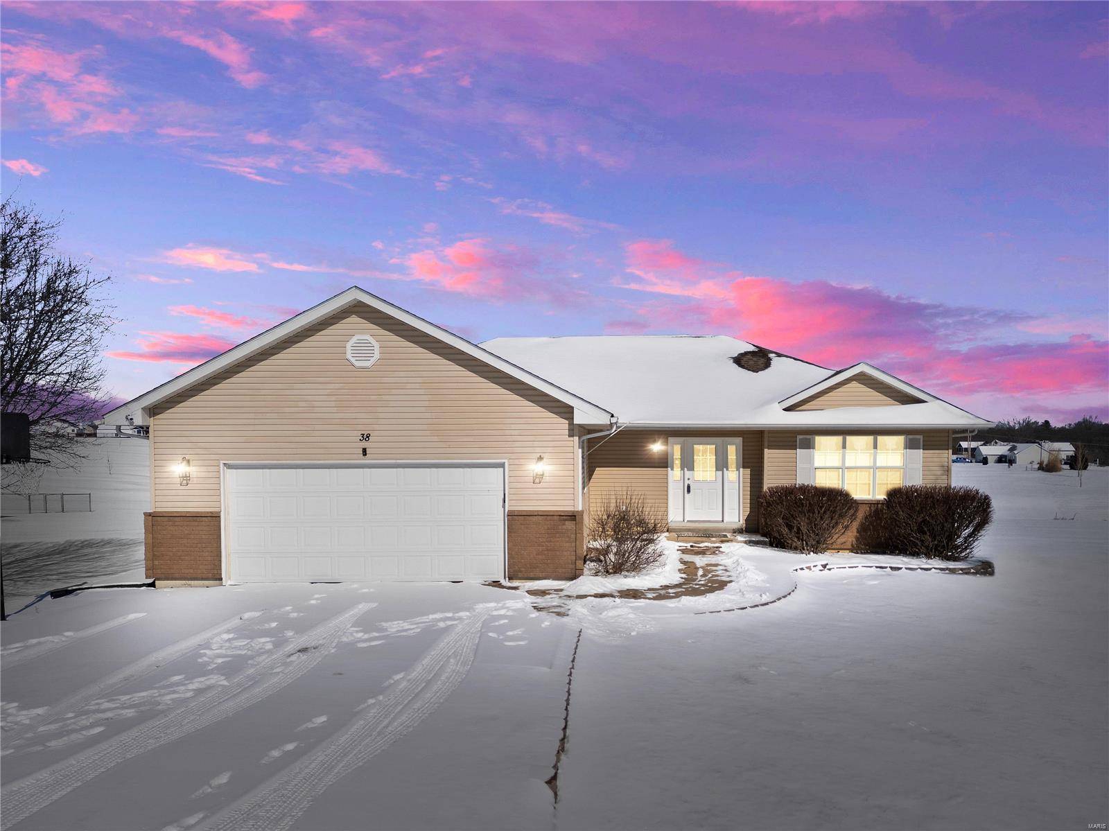 Hawk Point, MO 63349,38 Maryln LN