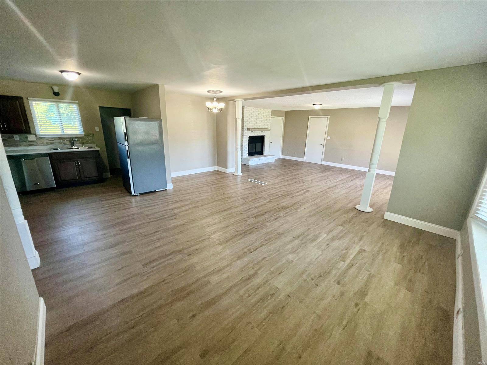 St Louis, MO 63138,1027 Farmview DR