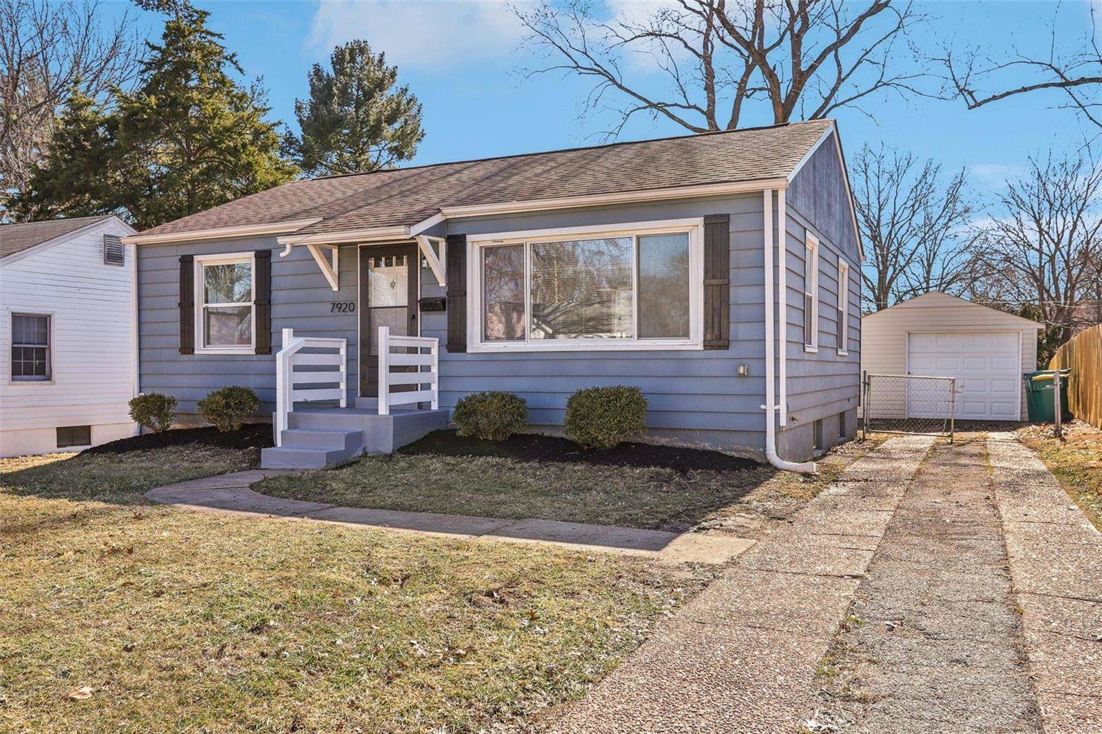 St Louis, MO 63133,7920 Bloom DR