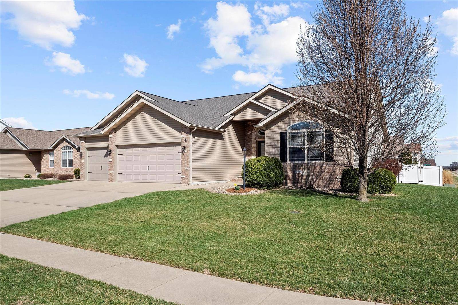 Glen Carbon, IL 62034,3100 Birmingham DR