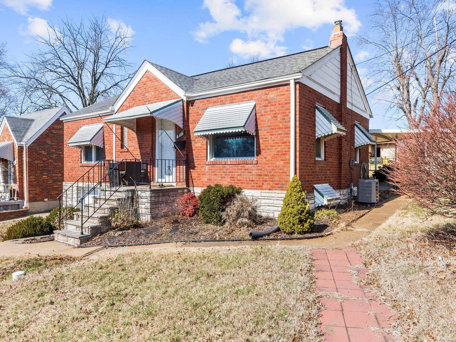 St Louis, MO 63125,507 Bellsworth DR
