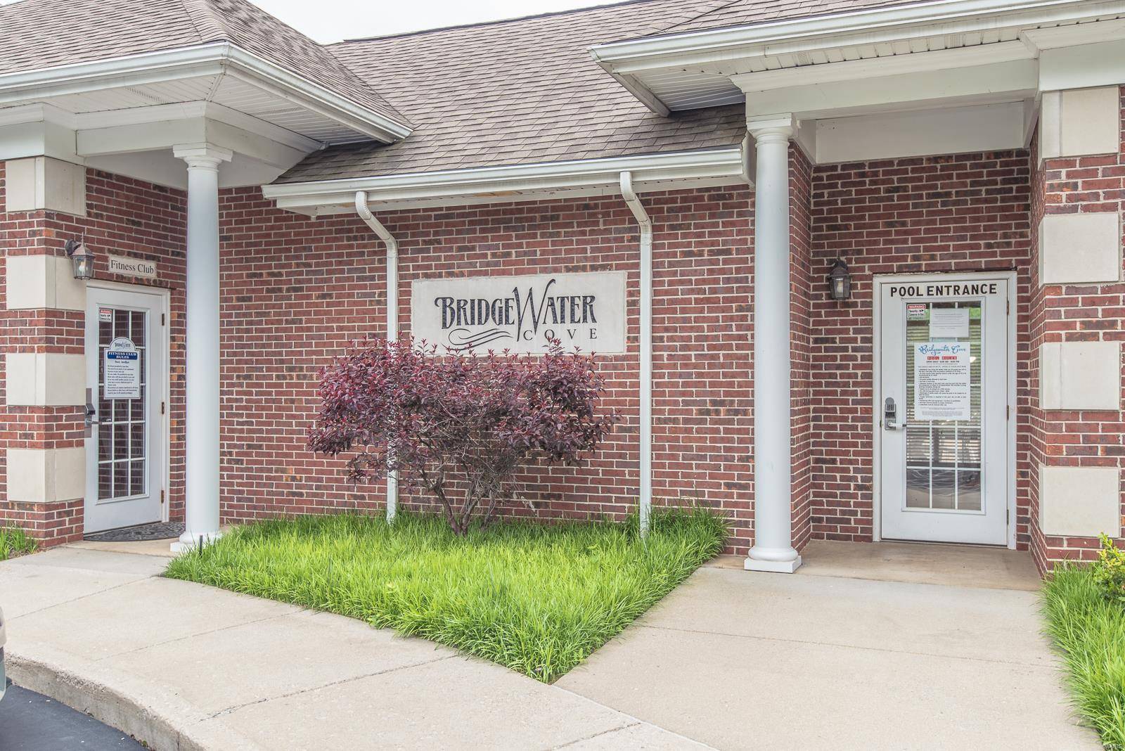 St Louis, MO 63129,33 Kassebaum LN #104