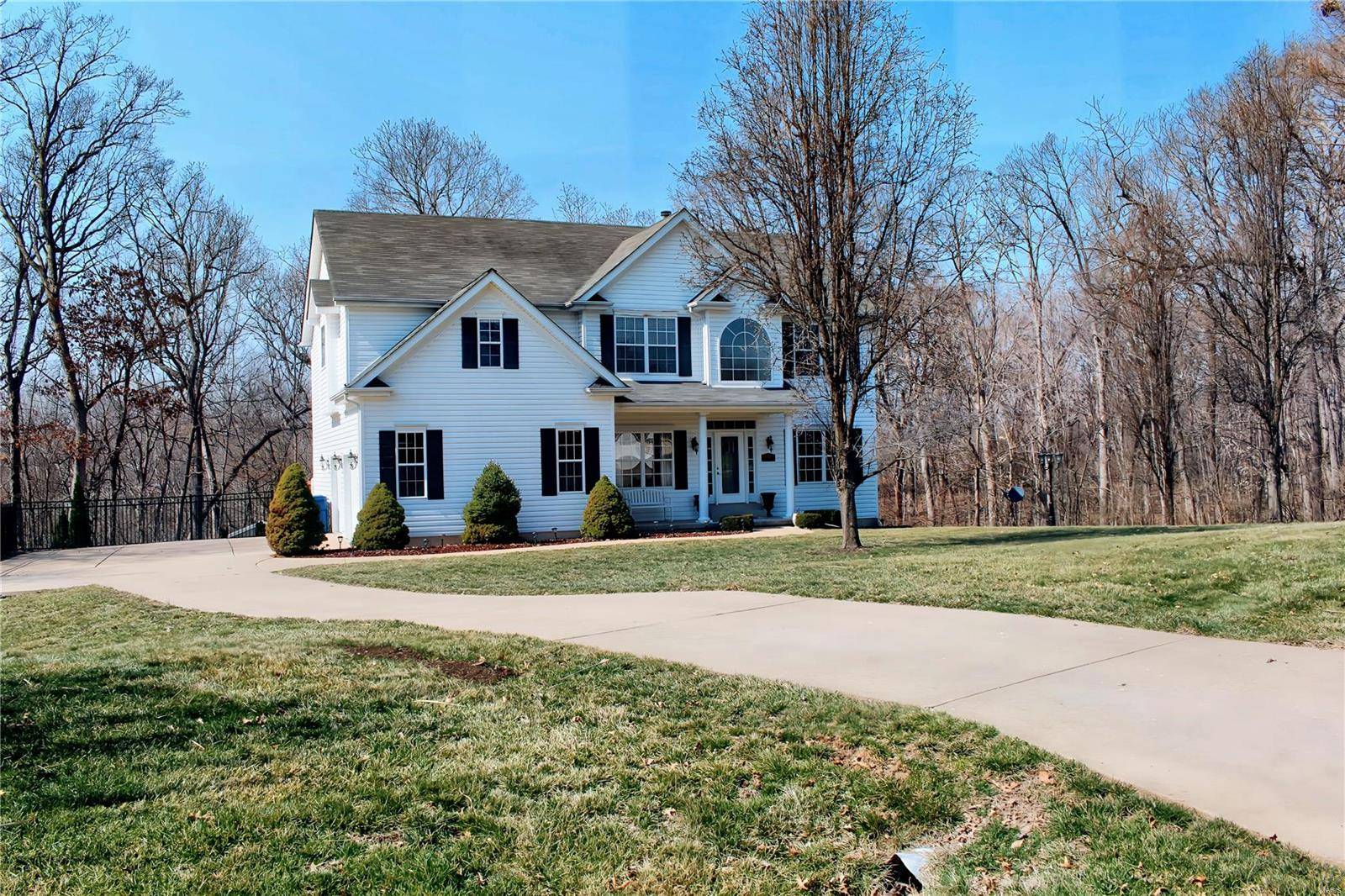 Lake St Louis, MO 63367,5 Hickory Glen CT