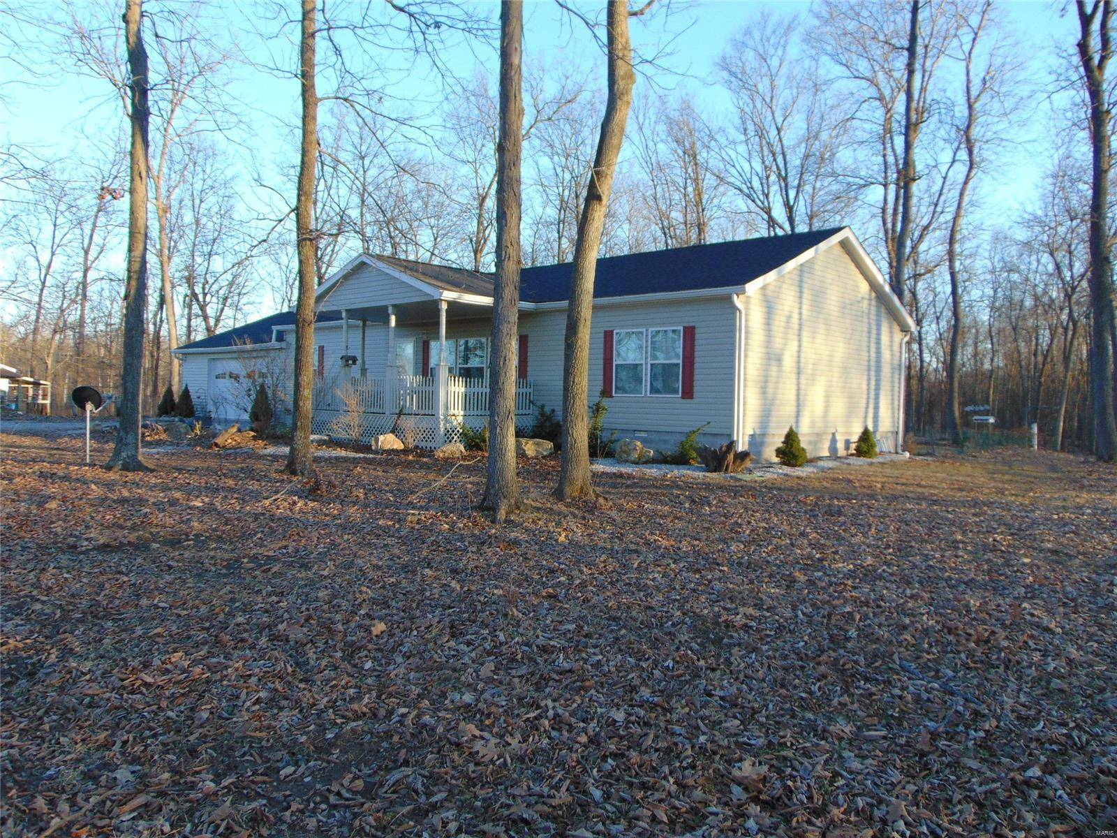 Vergennes, IL 62994,3350 Elkville RD