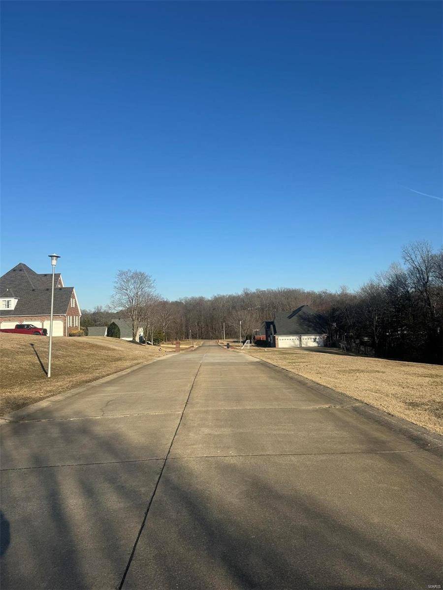 Poplar Bluff, MO 63901,0 Paradise LN